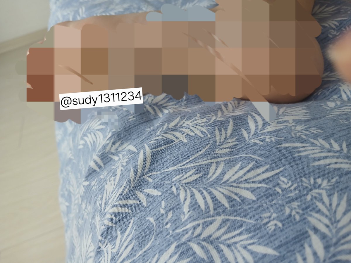 yenagoddess's tweet photo. #finansalköle sansürün kalkmasını istiyosan köpek dmye🤷‍♀️ https://t.co/Rqos7p3jXt