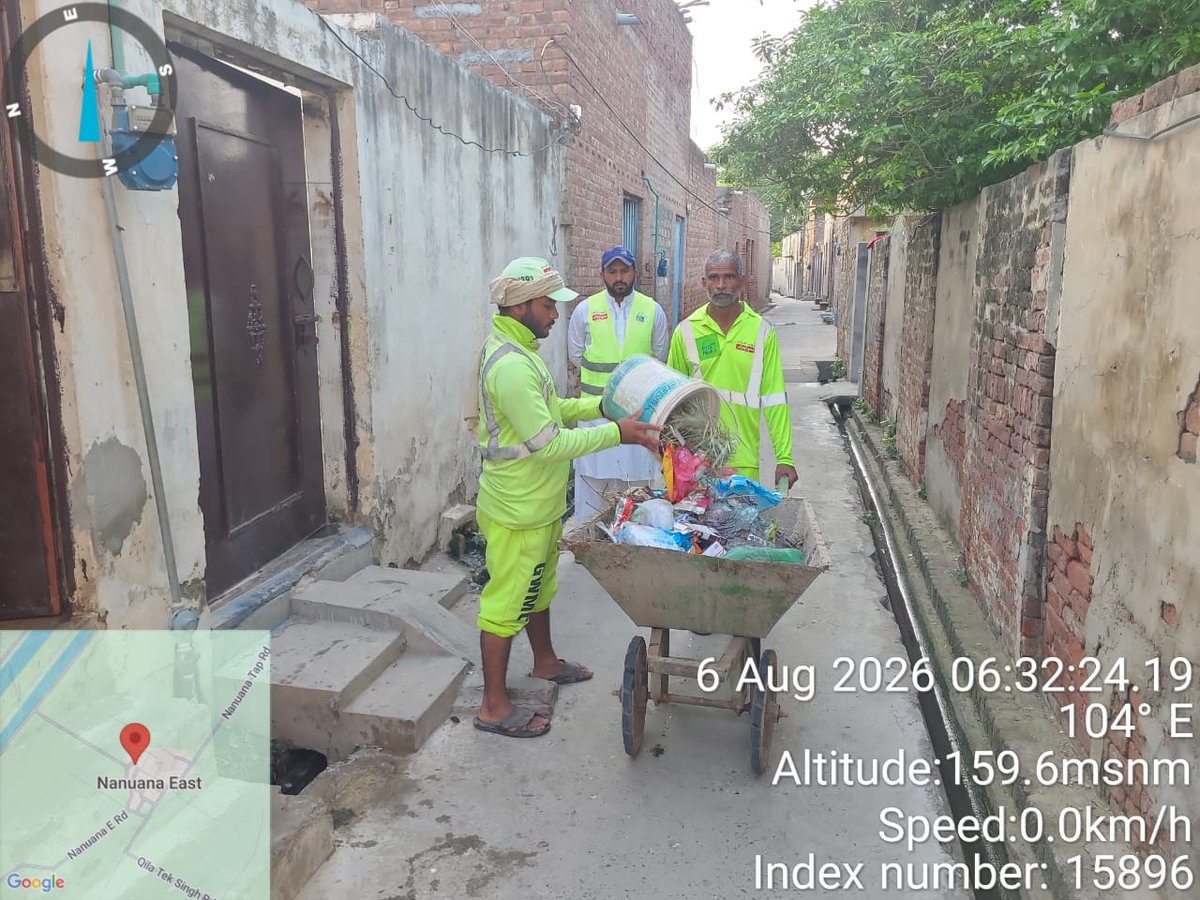 SuthraPun_Hfz's tweet photo. Door to door collection
#GoGreen
#CleanEarth
#SaveThePlanet
#ClimateAction
#SustainableLiving
#GreenFuture
#PlasticFree
#ReduceReuseRecycle
#ResponsibleWaste https://t.co/OXsPnGSOnj