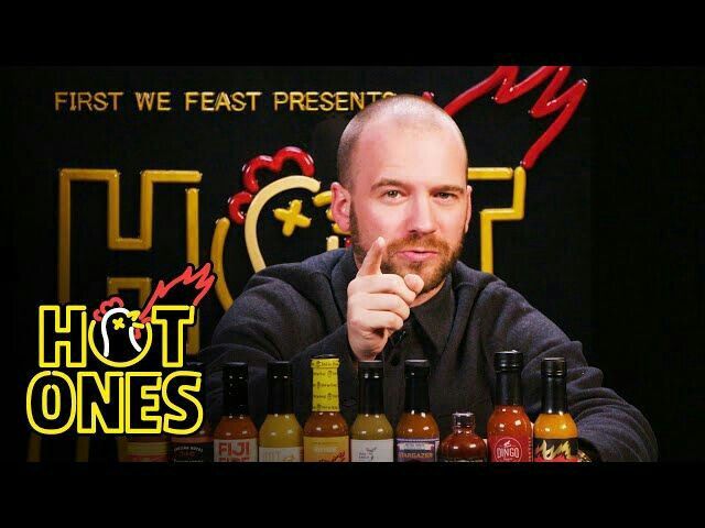 helleva8r_IN's tweet photo. Bangchan from Straykids is rumored to be on Hot Ones. https://t.co/eqnETgdcI6
