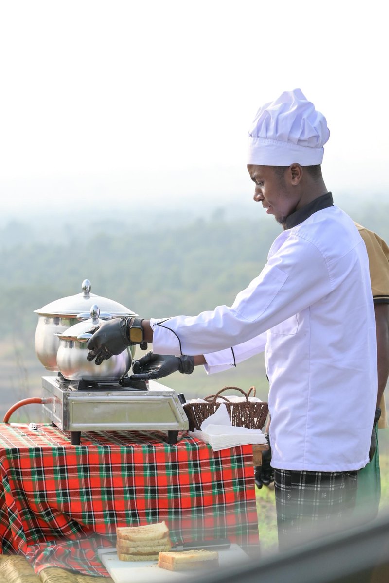 IamGloria250's tweet photo. Nothing beats starting the day with a fresh bush breakfast hosted by Embogo Lodges Ishasha.

Morning breeze, wide open savanna views, and unforgettable wilderness vibes right in the heart of Queen Elizabeth NP’s southern sector. 

#EmbogoLodgesIshasha

📸 @OumaJr256 https://t.co/pvUBhCkpPY