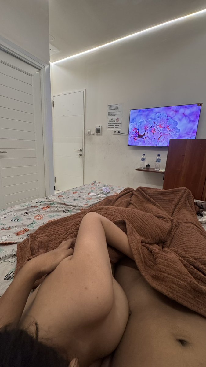 partnermu1_'s tweet photo. orang semarang pasti tau ini dimana🤣
#partner #gigolo #pasutrisemarang #semarang #hyper #couplesmg #couple #pasutrismg #fantasipstri https://t.co/dR0mMm4tyt