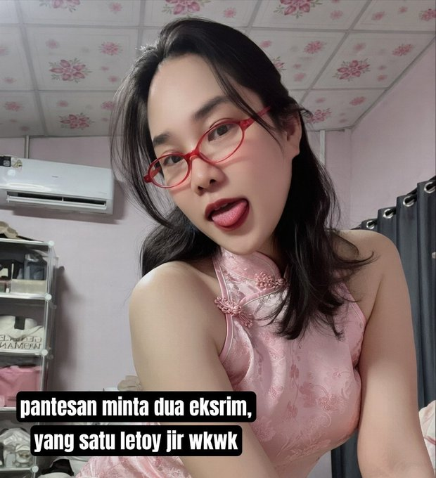 lisaaa4w's tweet photo. eskrim letoy

https://t.co/d8wPIHNXb3 https://t.co/9q57zfX2L3