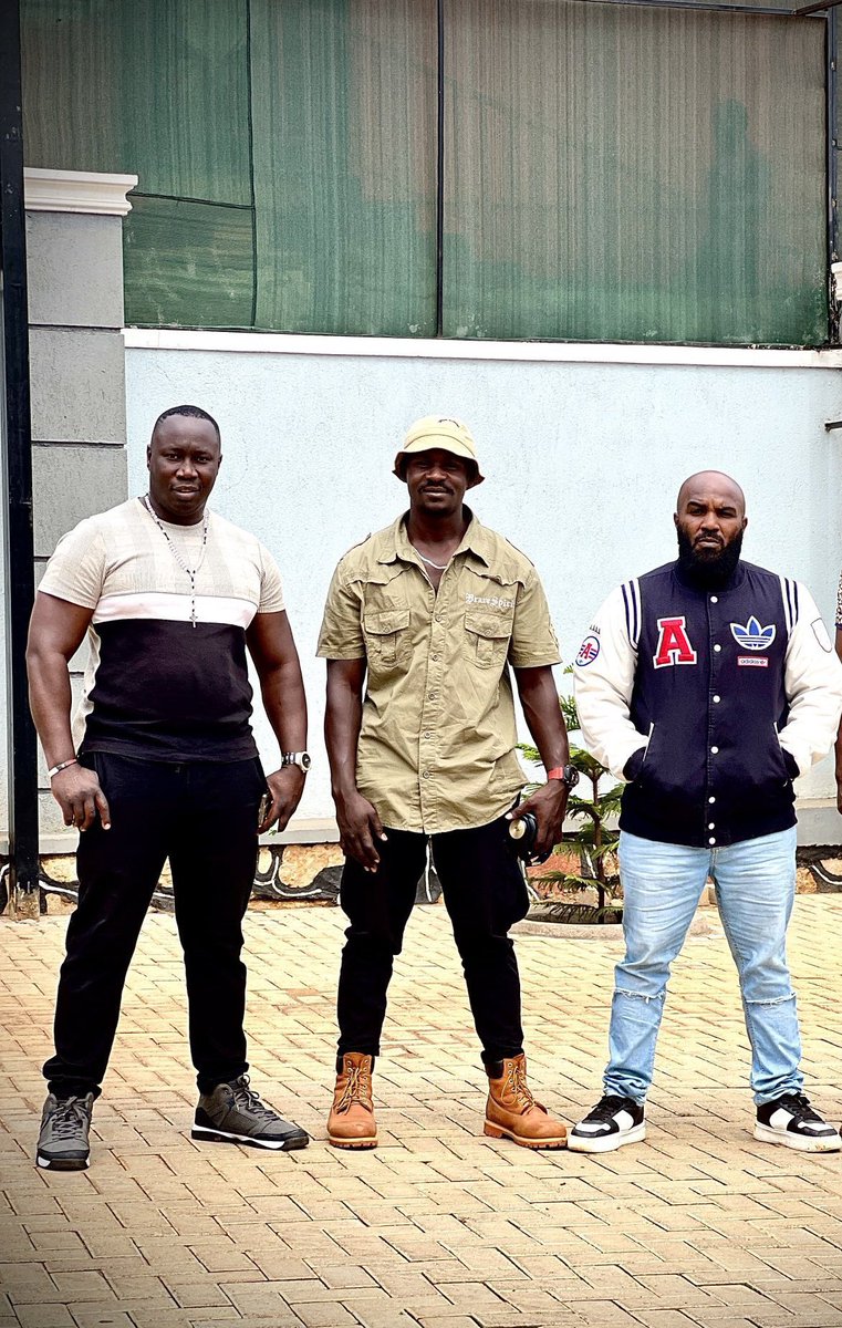 DavidLRubongoya's tweet photo. Comrades Achileo Kivumbi, Gaddafi Mugumya, Eddie Mutwe. Their energy, dreams, vigour and youthful years are locked up in prisons. Their crime? Belonging to @NUP_Ug and supporting its leader @HEBobiwine, and daring to dream that Uganda deserves better. 

Mulimba mutufuze bubi nnyo. 

#𝘍𝘳𝘦𝘦𝘈𝘭𝘭𝘗𝘰𝘭𝘪𝘵𝘪𝘤𝘢𝘭𝘗𝘳𝘪𝘴𝘰𝘯𝘦𝘳𝘴𝘪𝘯𝘜𝘨𝘢𝘯𝘥𝘢