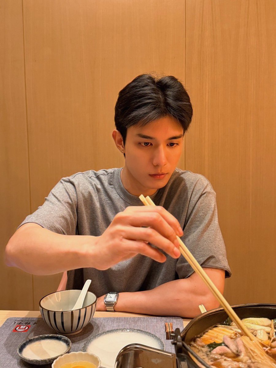 eleganseu's tweet photo. Nong Net from JJ's pov 🥺🤏

#NETJJ #netsiraphop #jj_rcp https://t.co/dZd7xXWZ26