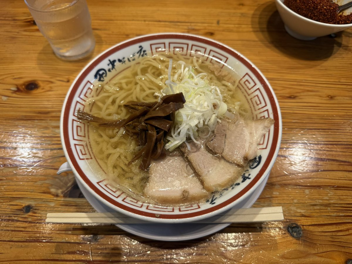 medesu's tweet photo. お昼ー https://t.co/zIlFKO66JS