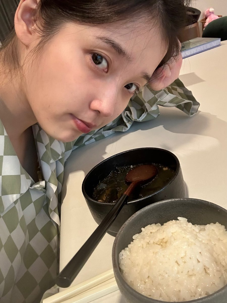 d6d6af_'s tweet photo. 요건 내 지은 😋 https://t.co/p1edVjUsXZ
