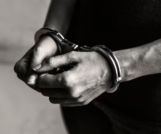 JFJustice_Kenya's tweet photo. 🚨 A Garissa court has sentenced a man to 20 years in prison for defiling a 13-year-old Grade 7 student he allegedly lured from her home and took across two counties. Senior Resident Magistrate Njoki found him guilty under the Sexual Offences Act. #Justice https://t.co/pmbFnC4WSO