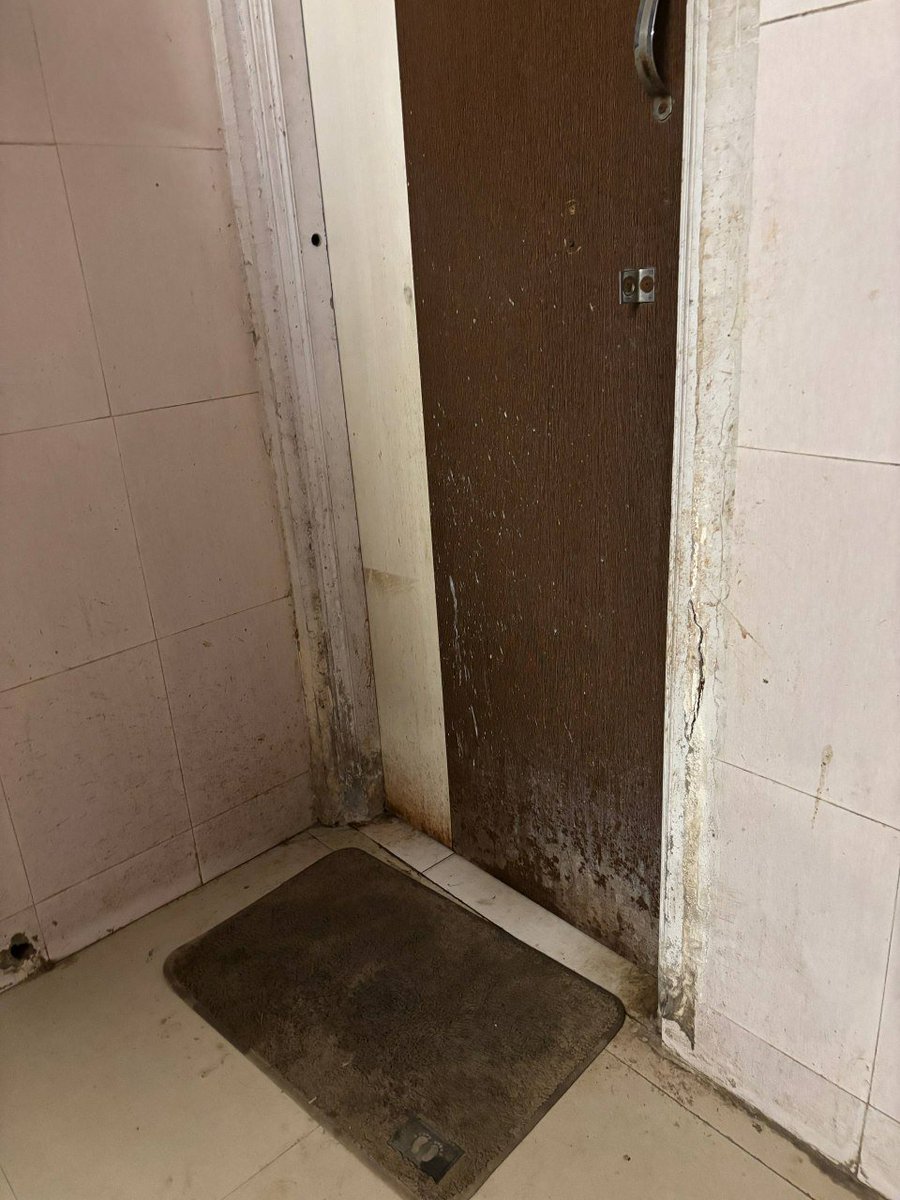 allindiamemeco's tweet photo. 🧵 My experience with @agoda has been extremely disappointing. I had a confirmed, prepaid booking for Hotel O Ocean Blue in Nagpur, but when I arrived, I was told my room had already been given to someone else https://t.co/cQcP9F2Xl8