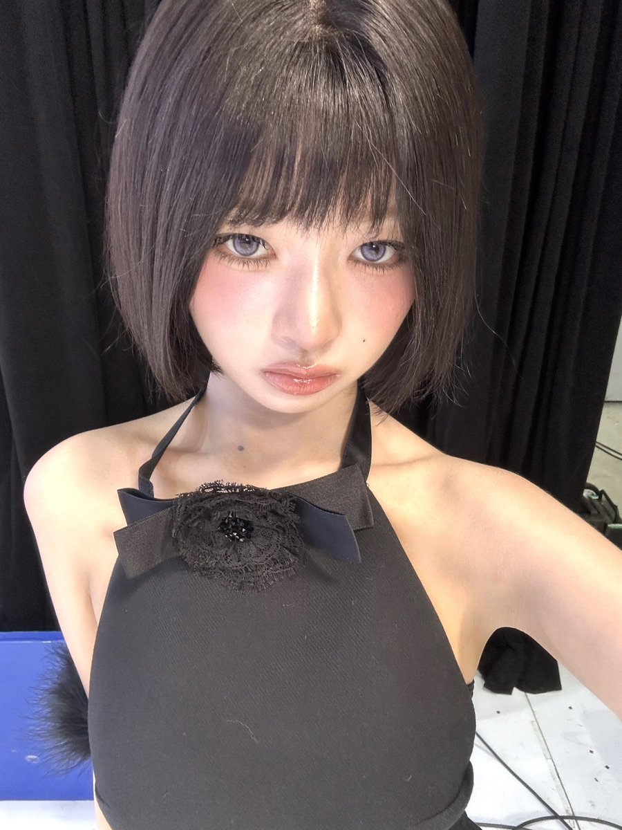 koisuruamiru's tweet photo. ️️
黒い
      ️️ https://t.co/bZH57P4d2m