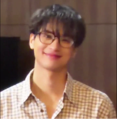 knowmelittlego's tweet photo. นี่อีกมัลติเวิร์สป่ะ แคสตรง โคตรเหมือน กุเดรส55555555555555555555555565565655555555555555555555555 https://t.co/R27HLpP8PR