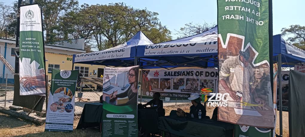 benjaminmudanhu's tweet photo. Agriculture is driving development in Matabeleland North. The provincial agricultural show is fostering innovation, strengthening partnerships and creating new opportunities for farmers and agribusinesses. https://t.co/zYgICWnsop