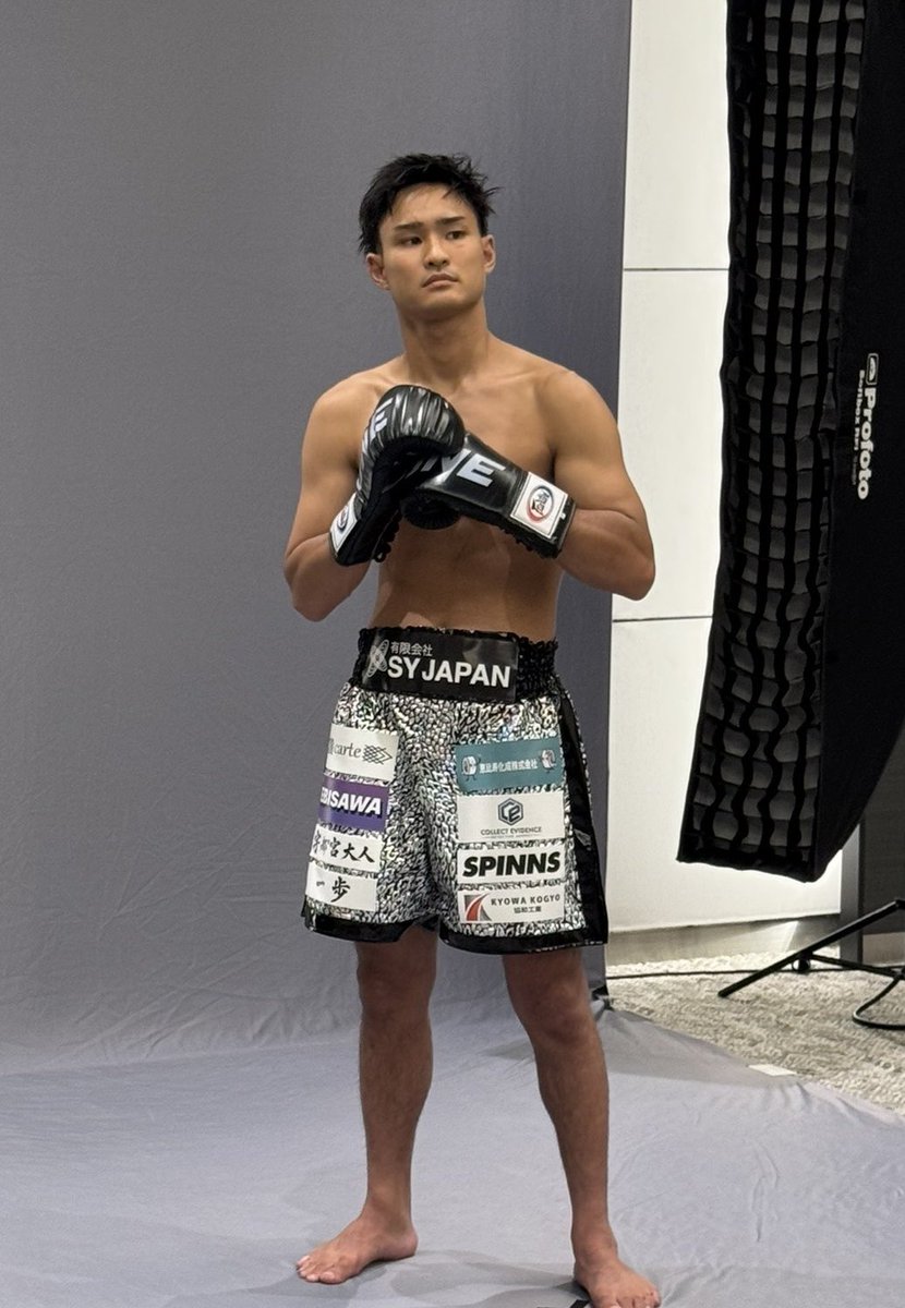 sbmoriya's tweet photo. 明後日8月8日(土)に開催される『ONE SAMRAI.2』のファイトウィークがスタートしました☝️
笠原弘希、契約ウェイト重めの設定ながらゴツさが増してます💪 https://t.co/2QvjXcZV8c