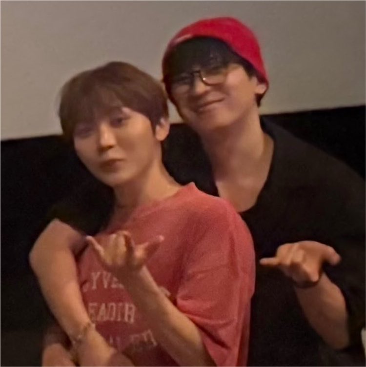 beancured's tweet photo. I HAVE NEVER BEEN THIS HAPPY???? WONWOO AND SEUNGKWAN I MISSED U😭 https://t.co/vOyfc8rSBz