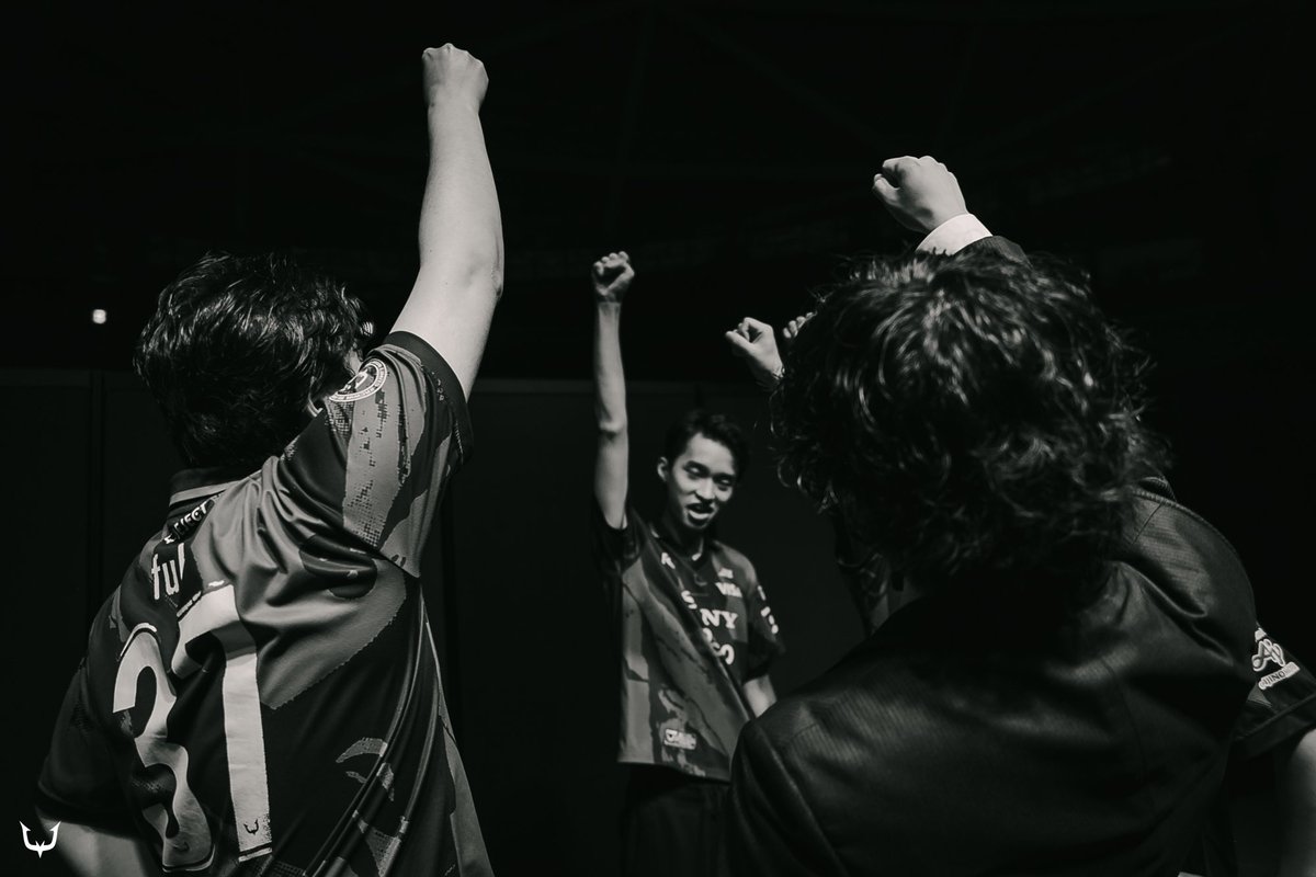 REJECT_IDV's tweet photo. [📸]

#第五人格IJL オフショットをflickrにUP🪄 
優勝の思い出はここに🏆

🔗https://t.co/oVGjzvPT10

#第五人格IJL https://t.co/NMiz1sPdJ2