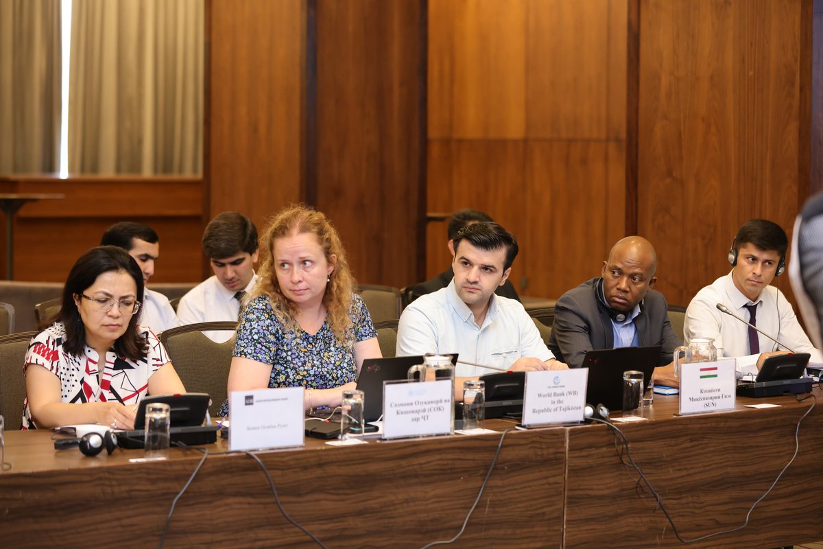 UNinTajikistan's tweet photo. #UNRC Parvathy Ramaswami stated that Tajikistan has the political commitment, institutional frameworks, partnership ecosystem and digital tools to achieve #ZeroHunger. 
#FAO #UNICEF #WFP #WHO #JointSDGFund https://t.co/NeXFCbvXWL