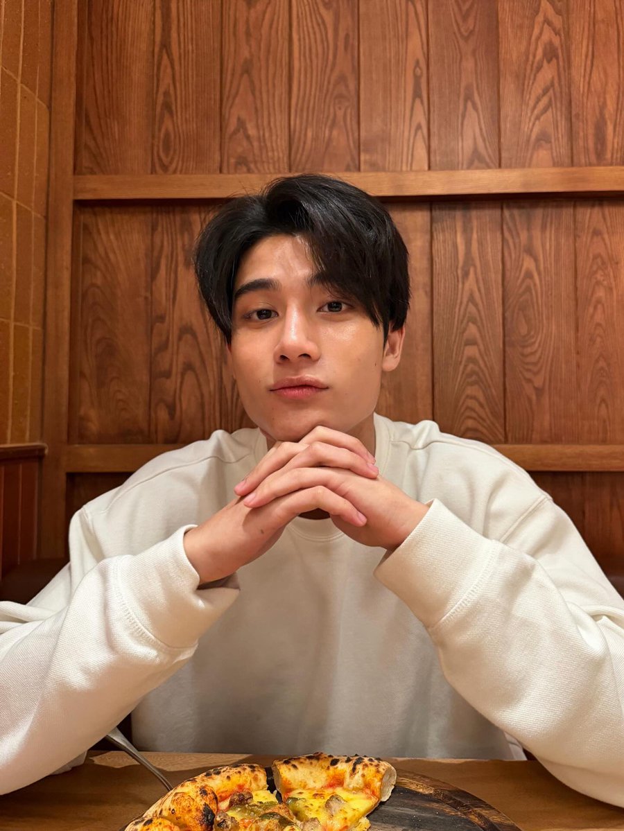 noirelissx's tweet photo. พี่ธีโคตรจะ boyfriend material coded ถ้าชาติหน้ามีจริง ทุกคนเข้าใจไหม 

( #ongsacelcius -`♡´- ) https://t.co/xyB8DvpnlF