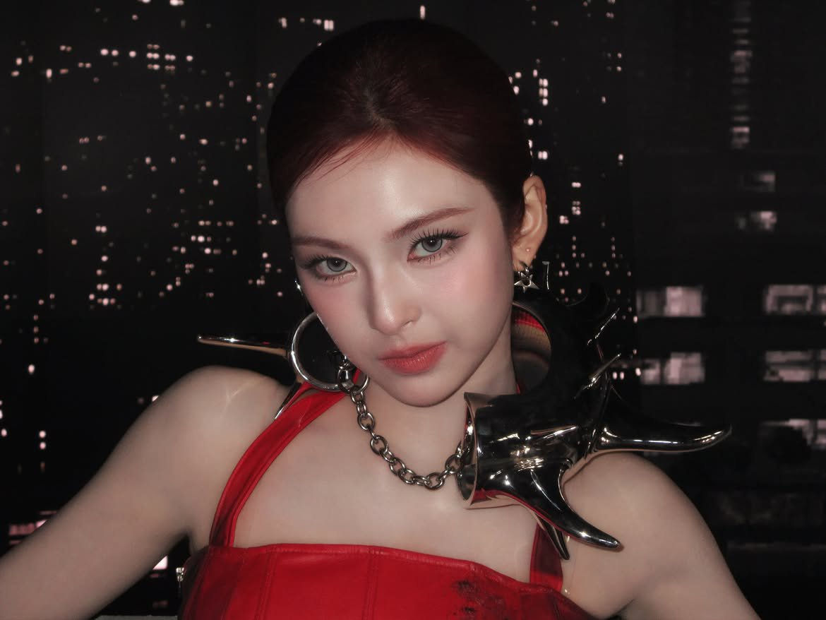 forbabymonster's tweet photo. #CHIQUITA [B-MOMENT] 𝓘‘𝓂 𝓉𝒽𝑒 𝓂𝑜𝑜𝓃 ☁︎︎🌙

#BABYMONSTER #베이비몬스터 @YGBABYMONSTER_ https://t.co/823aUBFQl7