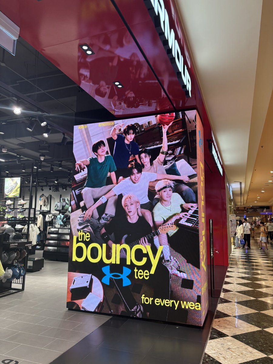 woonmyungzzie's tweet photo. boynextdoor spotted in under armour malaysia! 🫶🏻 https://t.co/0UqZZJXWbu