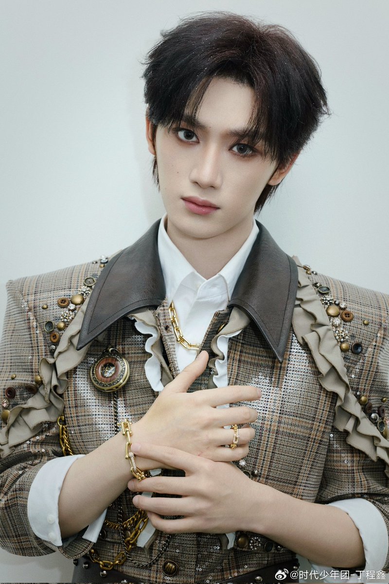 _dingchengxin's tweet photo. 帅 就是手里缺个风车 https://t.co/T6Npg1ZSi4
