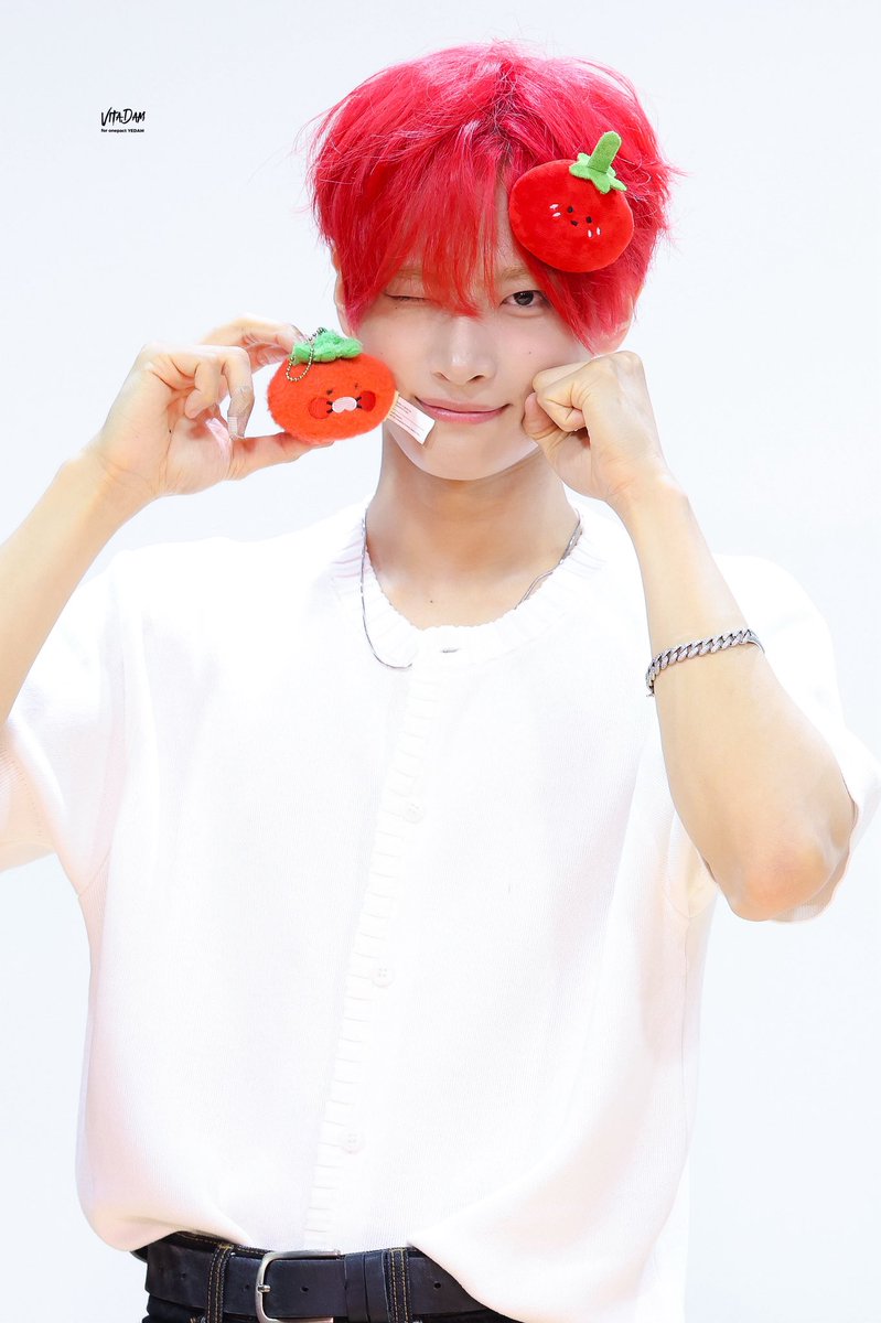 vitadam_'s tweet photo. 🍅260802

#ONEPACT #원팩트 #이예담 #예담  #LEEYEDAM #YEDAM #イェダム https://t.co/zG8oYokAeF