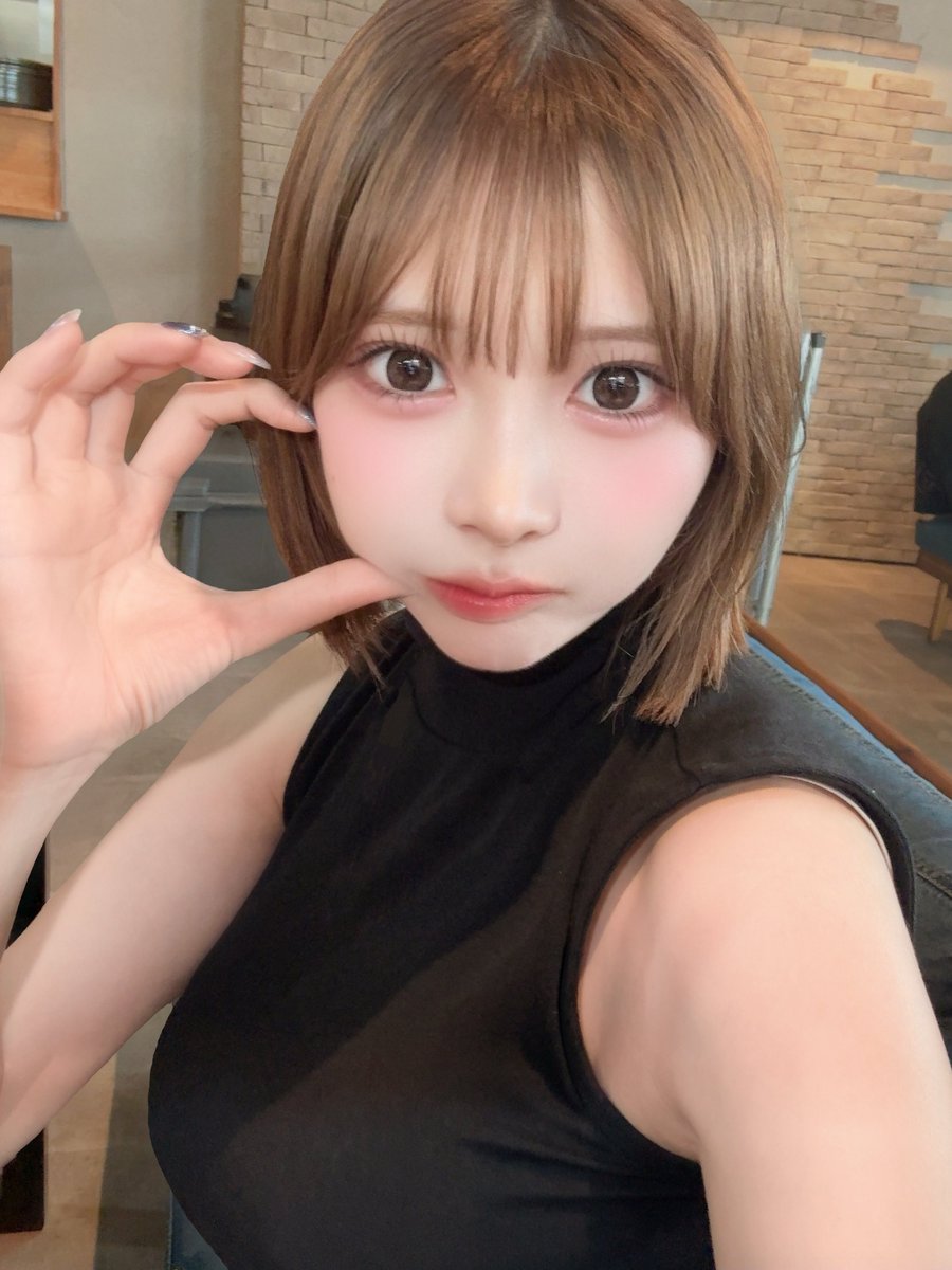 mei_ravidavi's tweet photo. 顔🐈‍⬛🤍 https://t.co/RRzbgWatMm