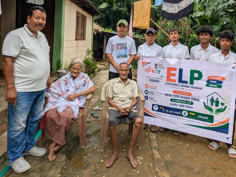 MYBharatHQ's tweet photo. MY Bharat ELP on Old Age &amp; Elderly Care is underway at Patharkhmah, Ri-Bhoi District, Meghalaya. #MYBharat Volunteers are engaging with senior citizens through care, compassion, and meaningful interactions, fostering empathy, social responsibility, and respect for the elderly. https://t.co/vuPBfQuSu2