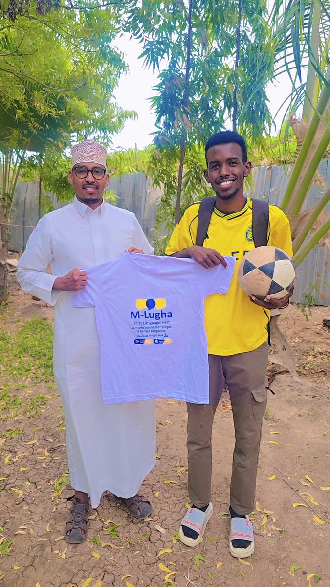 abdinoormahdi's tweet photo. M-lugha brand ambassador for the Somali language unveiled! ( Choosing 1 For each local community)
This Young man is called Abdimalik CR7, I met him in Garissa. I was 
Surprised to learn that he has 4.2M followers on Tiktok ! Soon to be  the most followed Tiktoker In Kenya 🇰🇪!
The most followed Tiktoker in Kenya has 4.3M followers!

Tiktok 4.2M followers 
Instagram 400k Followers 
Facebook 1.9M followers 
Youtube 400k Followers 
500M average Monthly views on all Social media ! Half a billion!