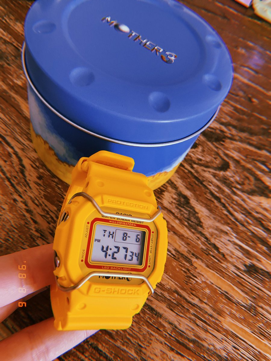 40limt's tweet photo. MOTHER3のG-SHOCK届いた
かんわい❗️ https://t.co/mwnIOPVhwN