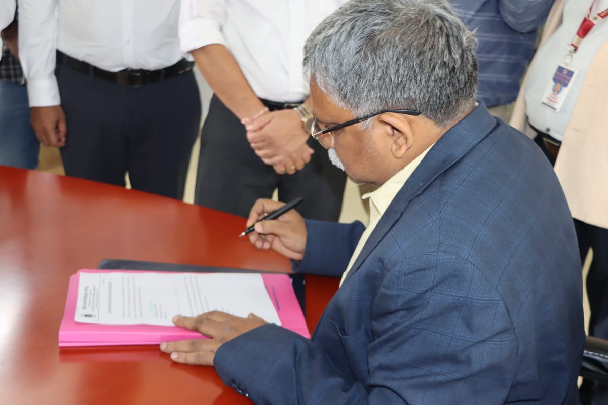 cuokoraput's tweet photo. The Central University of Odisha welcomes Dr. Ajit Kumar Shasany (@akshasany), an eminent scientist and former Director of the CSIR–National Botanical Research Institute (NBRI), Lucknow, who has assumed charge as the Vice-Chancellor of the University. https://t.co/ij2jkIogpG
