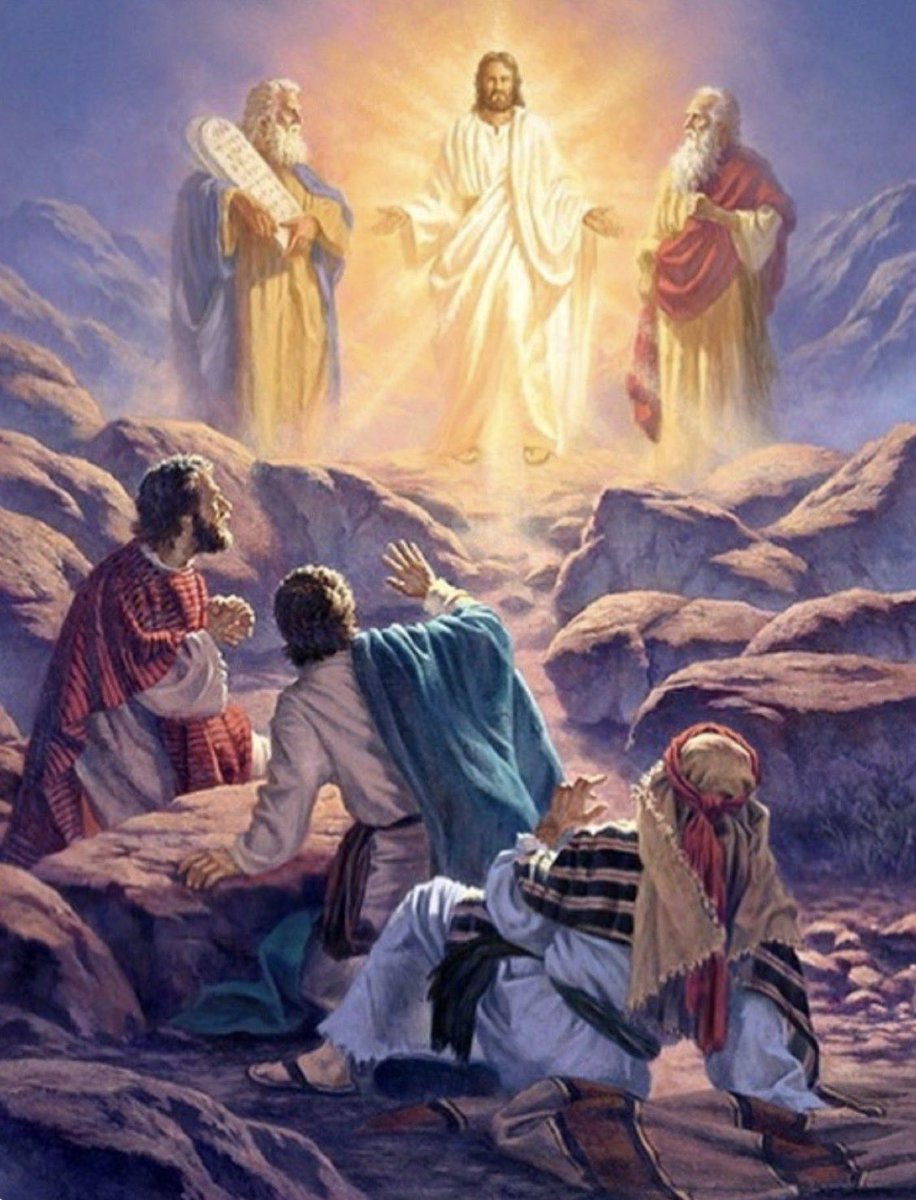 LeCatolico's tweet photo. 🙏🏼 Aujourd’hui, l’Église célèbre la Transfiguration du Seigneur.

Sur le mont Thabor, le Christ laisse entrevoir sa gloire divine à Pierre, Jacques et Jean. Cet instant nous rappelle que, même au cœur des épreuves, la lumière du Christ précède toujours la Croix.

 Bonne fête de la Transfiguration du Seigneur à tous !