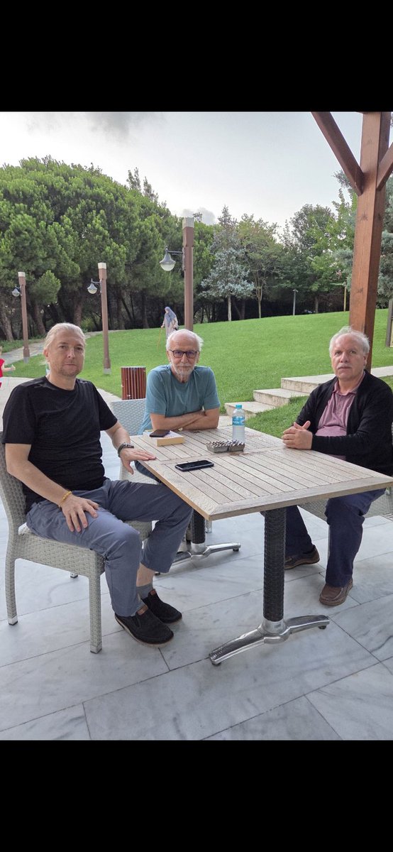 velidalbudak's tweet photo. Öykücü Cemal Şakar üstadımla… https://t.co/4UrHzzMUpA