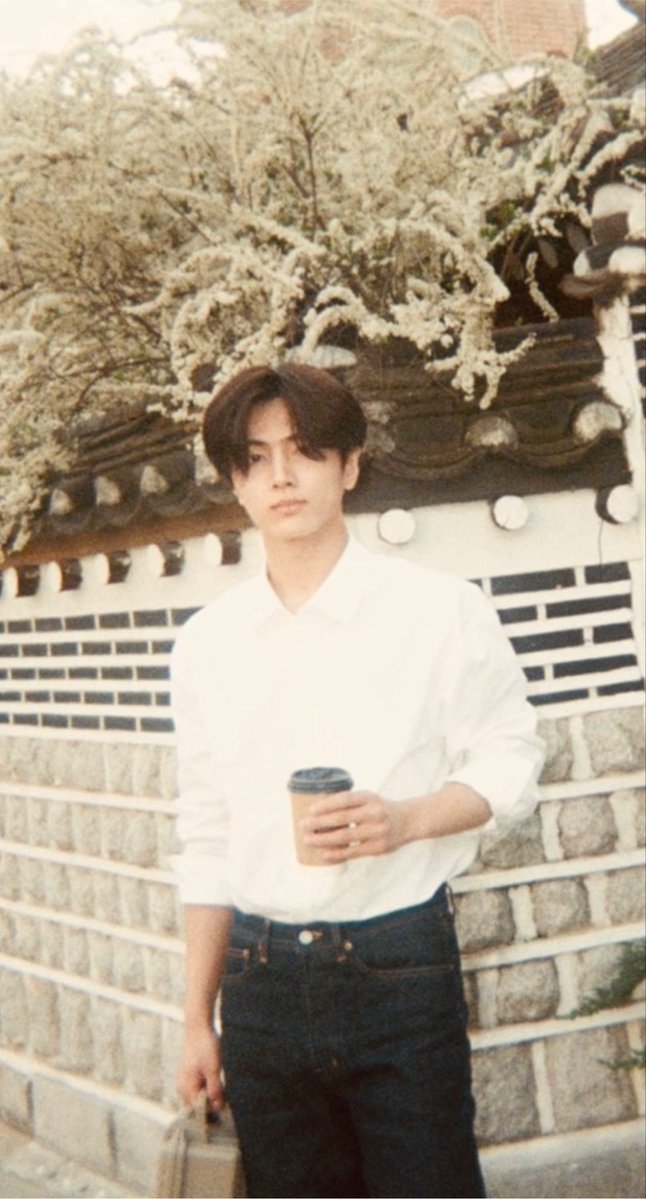catchme1fyoucat's tweet photo. 클래식의 남자 https://t.co/OlruBDu9s7