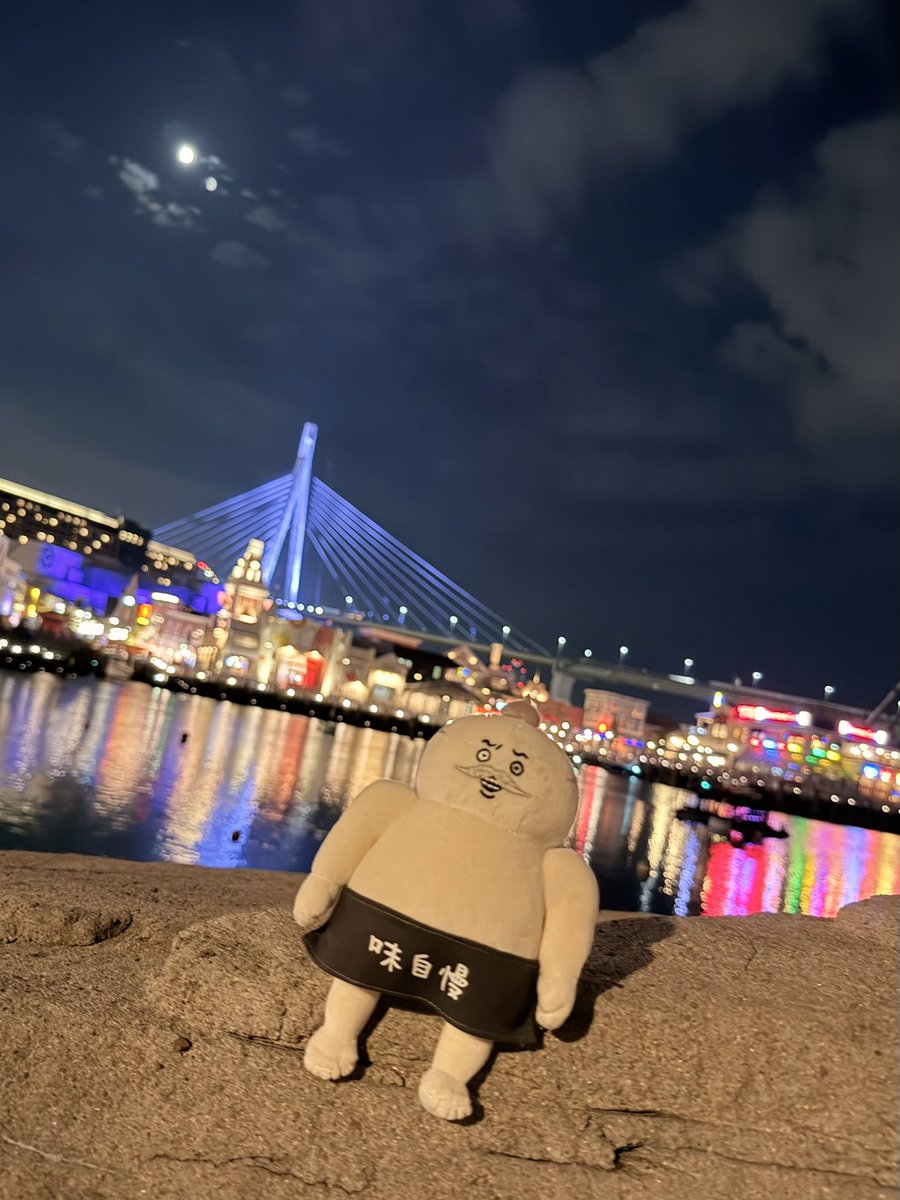 samemin_73's tweet photo. フードも美味しい＆可愛い✨フクースナー！😋あとエモい島二郎撮れた📸映えだ……な！ https://t.co/U5ghVMUnEE