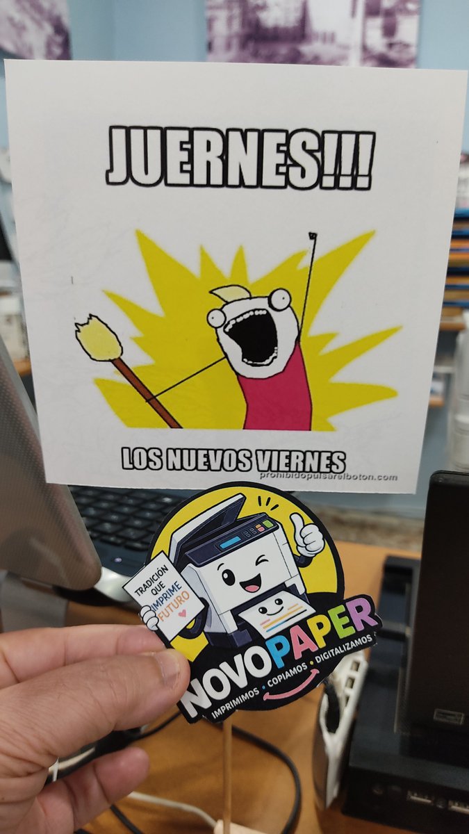 novopaper's tweet photo. De Lunes a jueves https://t.co/fLNgQIwbJf