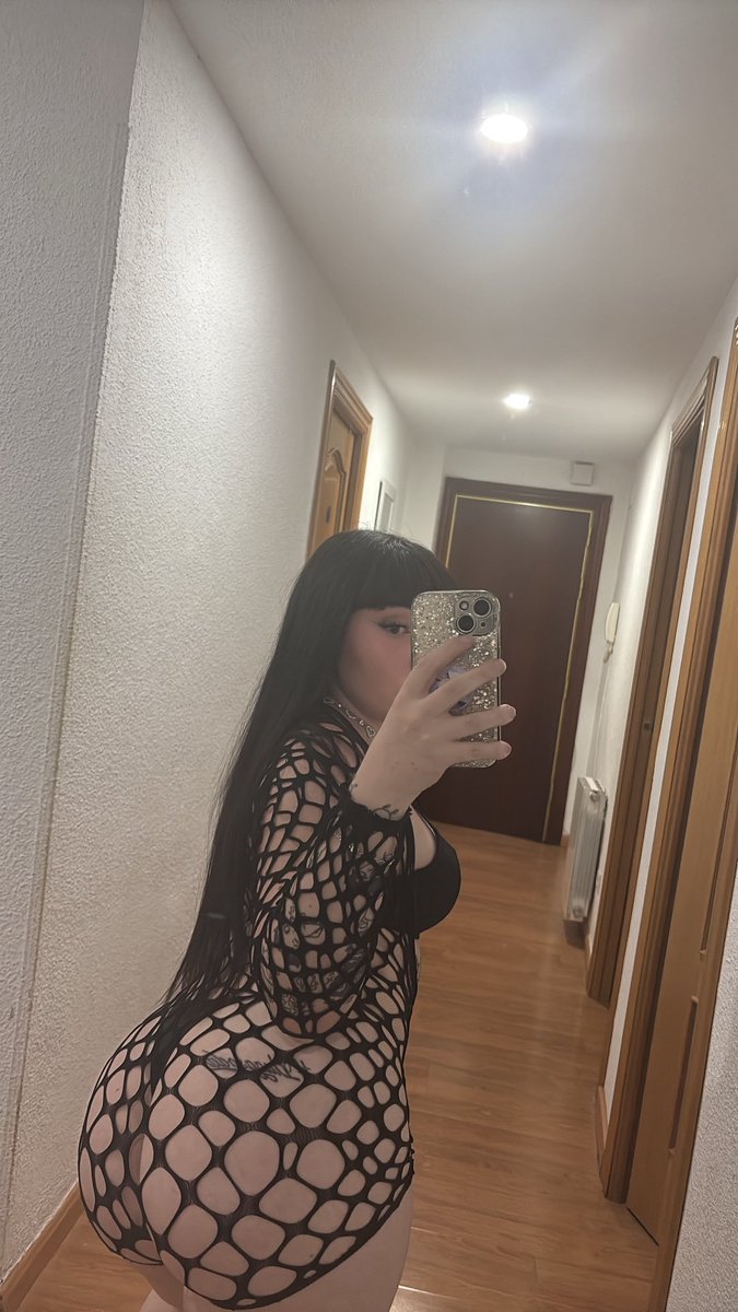 MaxDomElite's tweet photo. Lo que me provoca esta perra no tiene nombre, me voy a ir a currar con heridas en la polla joder.

Es normal haberse corrido dos veces y seguir dandome caña? Esta CERDA consigue lo imposible https://t.co/pQDBdEVQNE