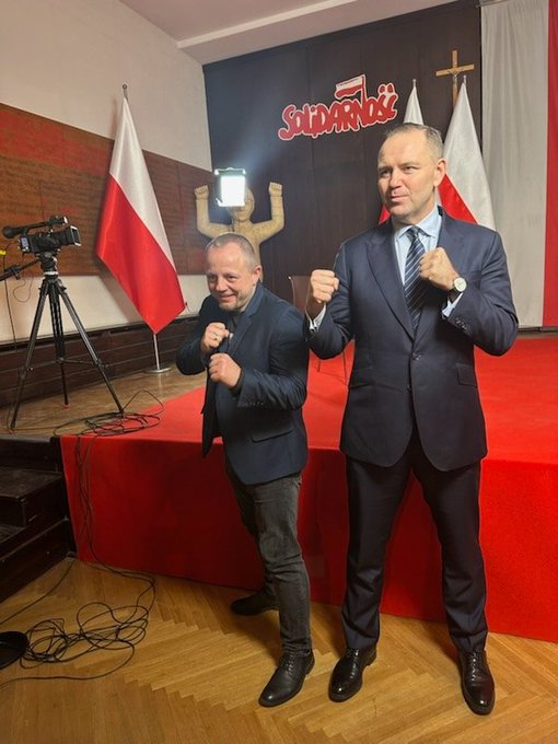 cezarykrysztopa's tweet photo. Panie Prezydencie @NawrockiKn, Alleluja i do przodu!:) https://t.co/24KPxQpS2K