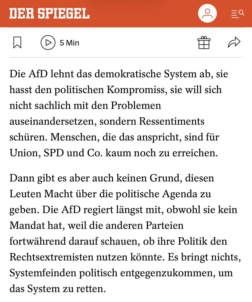 Ralf_Hoecker's tweet photo. Habe ich das richtig verstanden? 

Die @AfD lehnt das demokratische System ab, will also keine Koalitionen schließen, keine politischen Kompromisse verhandeln und sich nicht sachlich mit Problemen auseinandersetzen. 

Und deshalb braucht es eine #Brandmauer und die anderen Parteien dürfen der AfD politisch nicht entgegenkommen. Sie dürfen mit ihr keine Koalitionen schließen, mit ihr keine politischen Kompromisse verhandeln und sich mit ihr nicht sachlich über die Lösung von Problemen auseinandersetzen.