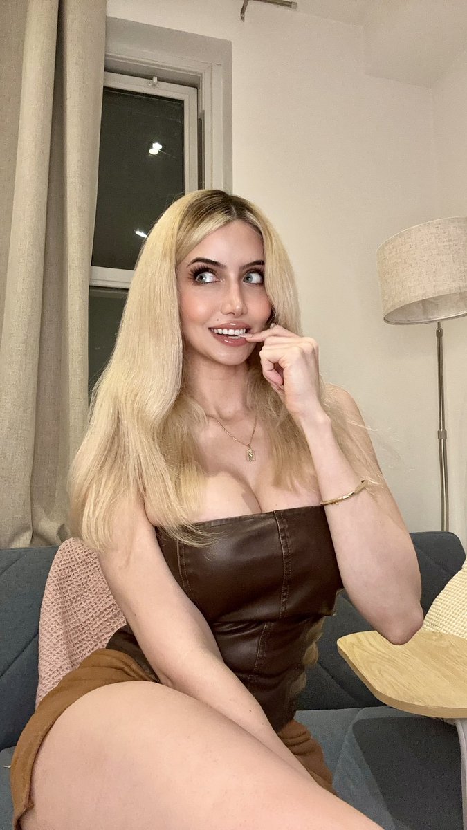MariaTomatrans's tweet photo. Hello good morning everyone it's Thursday and I hope you all have a wonderful day. https://t.co/iI1nnFYXKc
