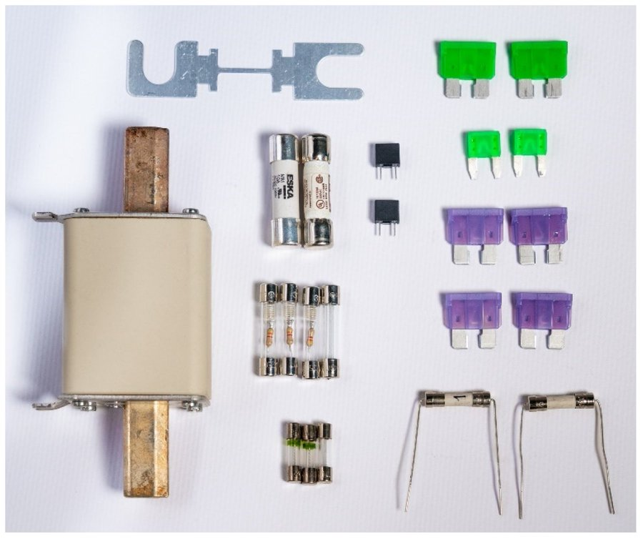 MDPIEngineering's tweet photo. ⚡ #ResearchHighlight in Electricity
Modeling the Tripping Behavior of Fuses Based on #DataSheet Characteristics and Conductor Material Properties
Authors: Manuel Seidenath and Martin Maerz
📖 Read the full article here: https://t.co/vDkIYLKJsb
#PowerElectronics #PowerSystems https://t.co/Jpo5IjySKR