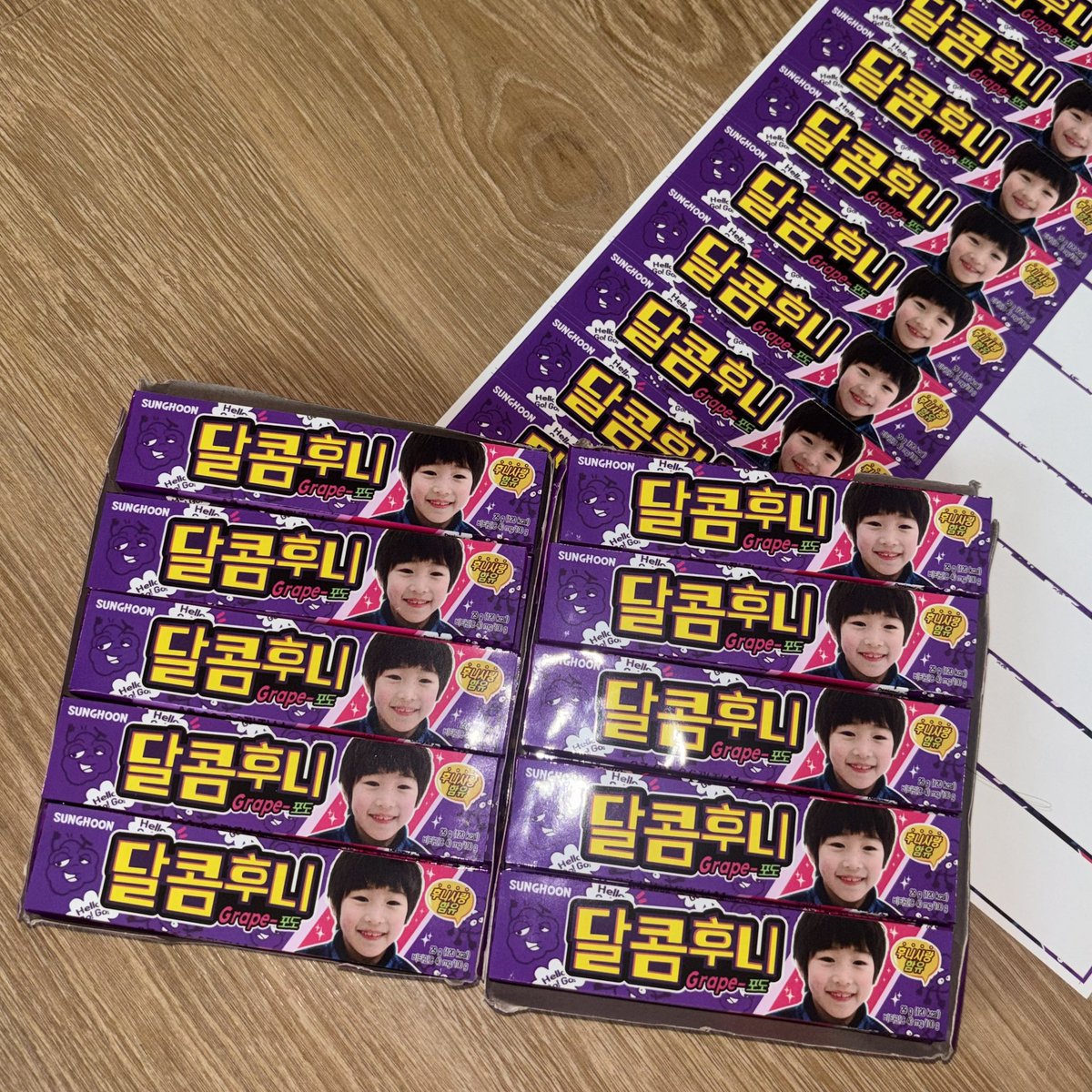 uhatytys's tweet photo. BLOODSAGA IN BUSAN
엔하이픈 블러드사가 부산
❤️새콤달콤 나눔❤️
일시 : 8/9 막콘
수량 : 30개
인증 : X

(아무나 가능해요!) https://t.co/E3xMrVNZ7N