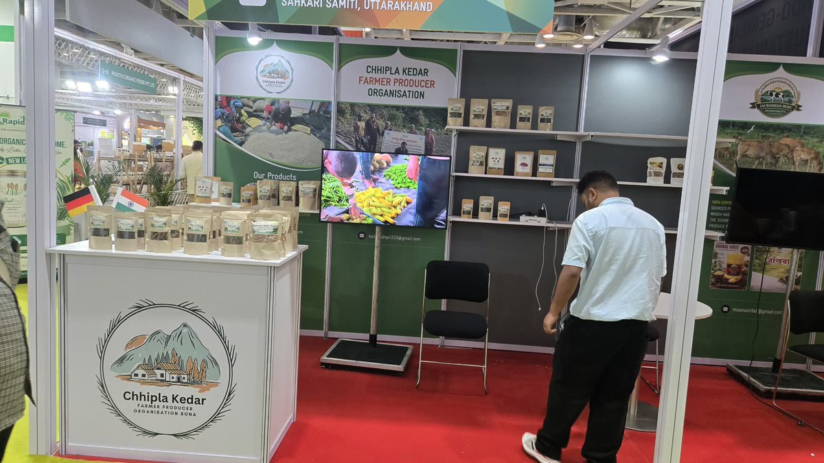 Subrata35948014's tweet photo. Proud moment! Chhipla Kedar #FPO, Munsyari has been selected by #NABARD RO Dehradun to participate in #APEDA Biofach India 2026 We will showcase premium Himalayan products including Munsyari White Rajma, Jimbu, Gandrayani Black Cumin  to national and global buyers @IFFDC_Ltd https://t.co/A1D7uGeJSg
