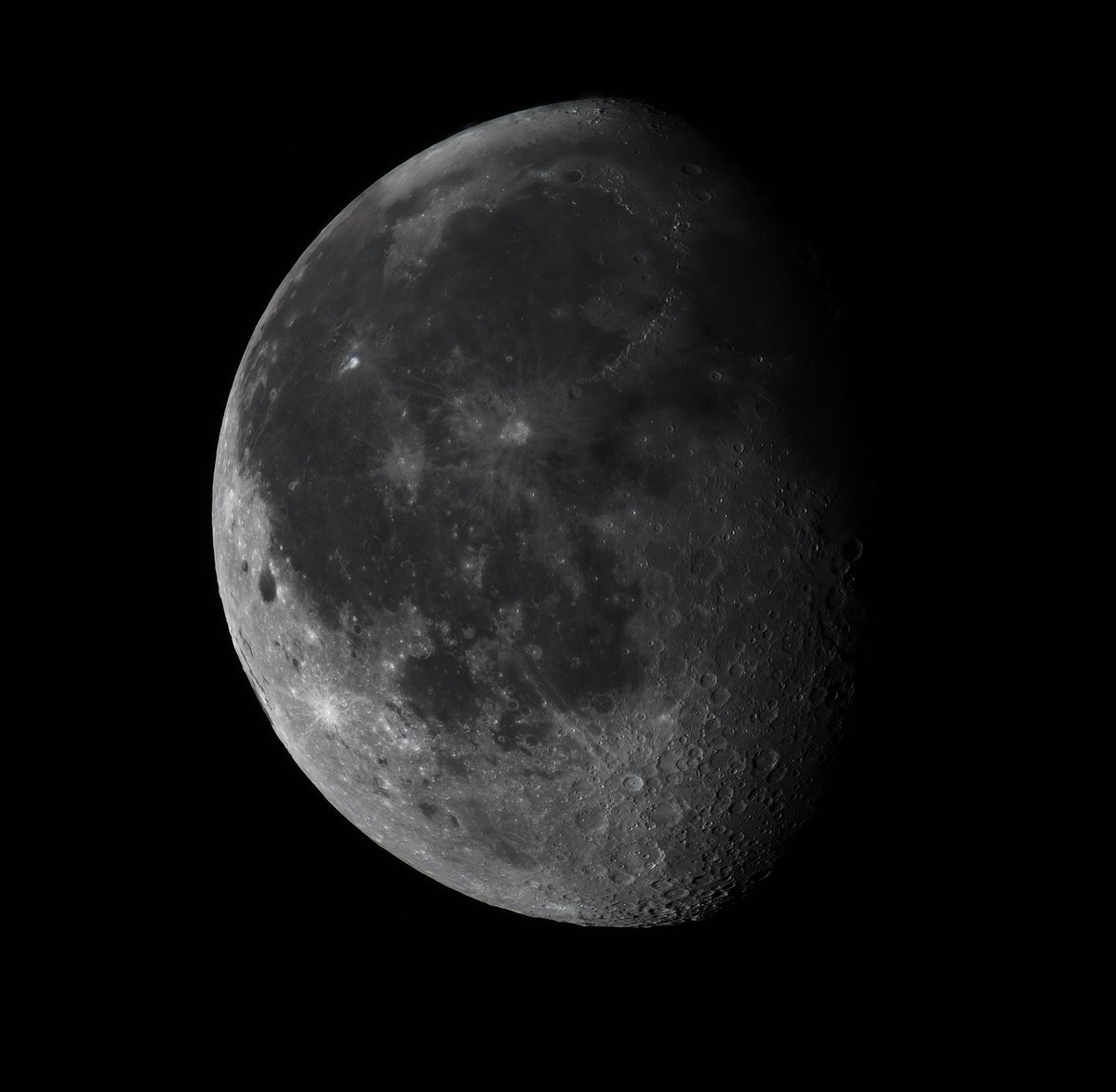 KlasshDev's tweet photo. Finally got a night of clear skies to test out the new gear on the moon. This is a single stack, and the new sensor is absolutely living up to expectations. It’s capturing the actual landscape and much more subtle terrain than I've been able to get until now.

Gear Setup:
• Camera: SVBONY SC571CC (Sony IMX571 sensor)
• Scope: Orion ED80T CF
• Barlow/Amplifier: Tele Vue Powermate 2x
