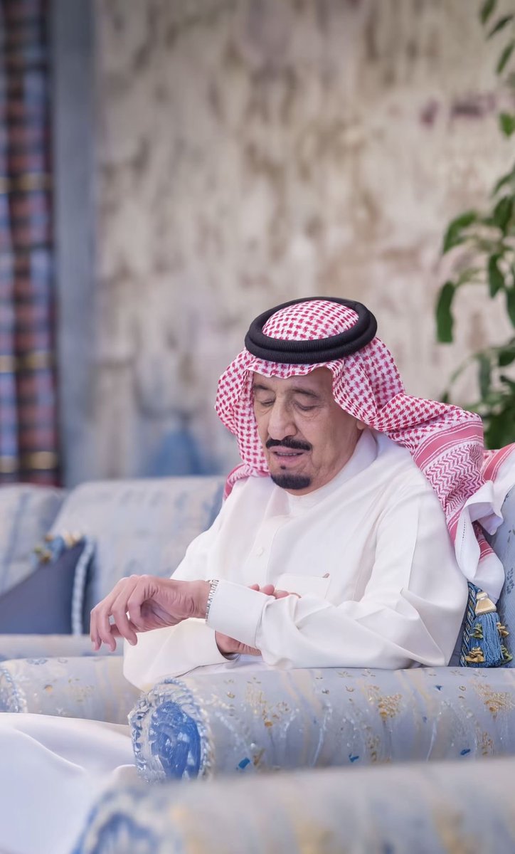 7__7s's tweet photo. #خادم_الحرمين_الشريفين

يــا عــســى عــمـرك طــويــل 🇸🇦💚 https://t.co/VgZSq0fnvl