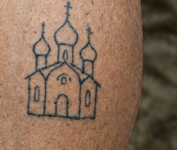 PopychkaValik's tweet photo. Русская наколка
Bousille russe.

Церковь

2026.

#Наколка #Bousille #RussianTattoo #HandPoked #PrisonTattoo #Церковь https://t.co/J9nGaL8npi