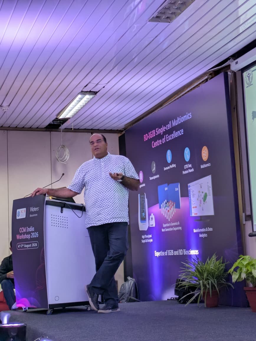 RajeshPandeyLab's tweet photo. Using Single Cell Multiomics for understanding post menopausal osteoporesis through the prism of autoimmunity by Rupesh Srivastava @TIOILAIIMS from @aiims_newdelhi excited audience for something different but also the versatility of Single Cell Multiomics. https://t.co/T9SNgdPc6r