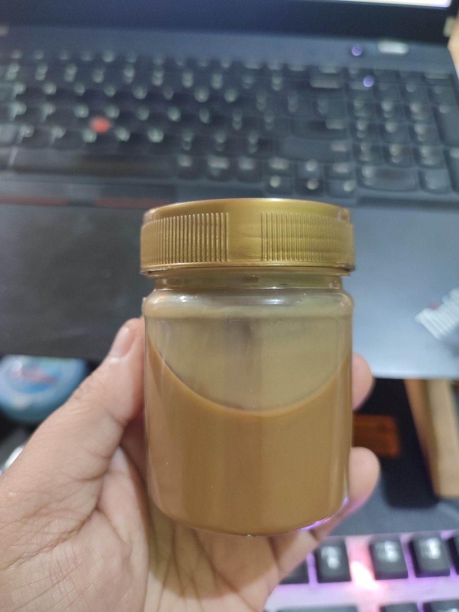 delasyahmareads's tweet photo. Jadi ini kopi racikan adek2anku di sini. Harga segini kisaran 12k. Rasanya enak. 

Kalian di sekitaran Rangkasbitung boleh loh pesan juga. 

#SupportUMKM https://t.co/i29dnSEAfx