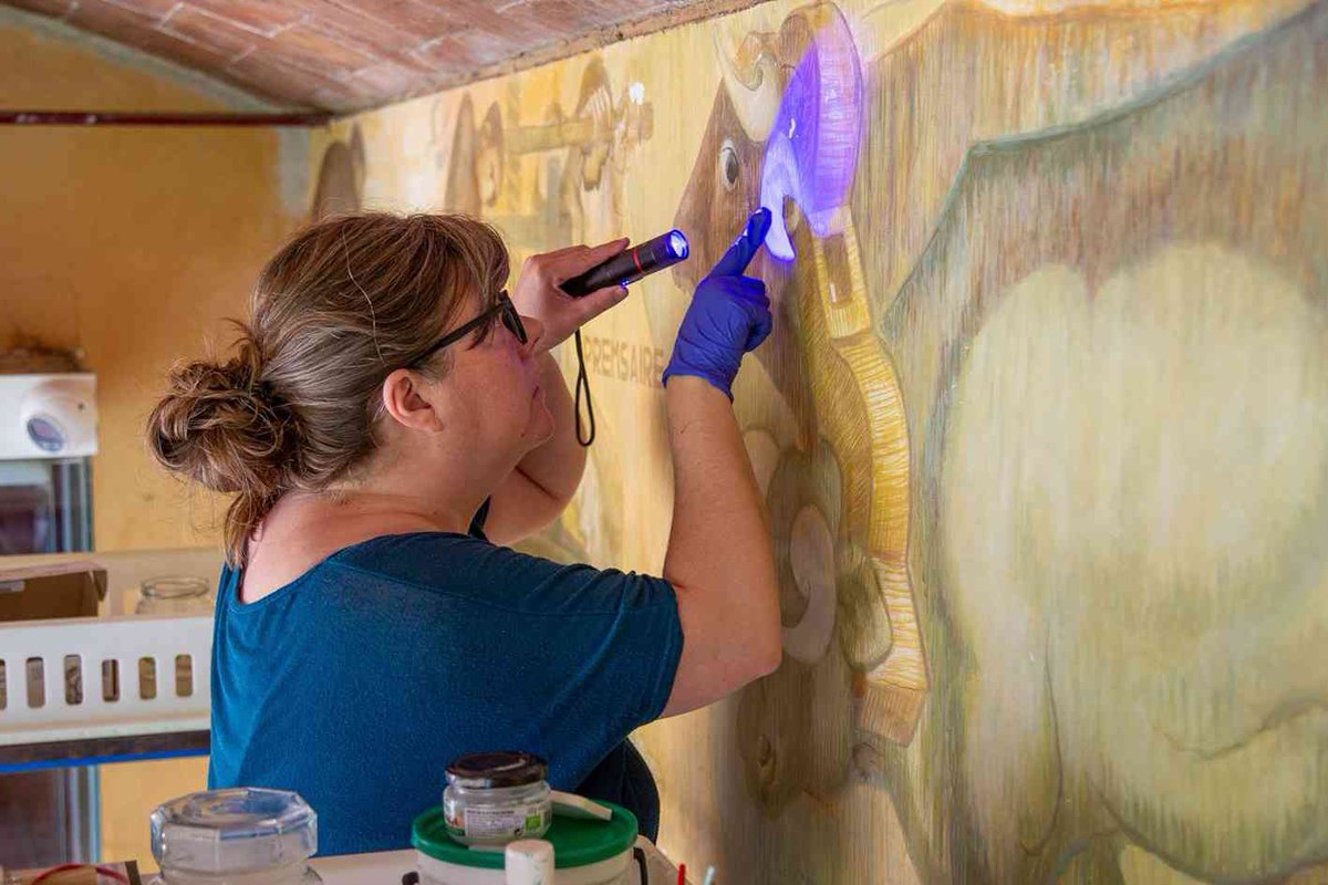 LaConca51's tweet photo. Els murals de Llucià Navarro al Museu Terra. Un cant d’amor.

Nou article de Sílvia Muñoz sobre la restauració de l’obra de Llúcia Navarro al @Museu_Terra @FundacioCarulla 

https://t.co/fhNtcNcDhl https://t.co/QCfzt26gND