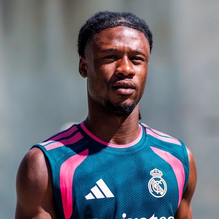 theMadridZone's tweet photo. 🚨💣 JUST IN: Real Madrid's plan was to SELL Eduardo Camavinga in order to sign Rodri.

However, Camavinga REFUSED to leave. @Djaameel_ https://t.co/gcBwSNdUC2