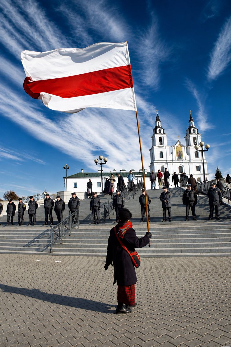 franakviacorka's tweet photo. Today we mark the Day of the White-Red-White Flag — Belarus’s national flag, adopted in 1918. It stands for freedom, independence, and our European future. Though banned by the communists and Lukashenka, it survived and will return as our state flag. 🤍❤️🤍 https://t.co/gQEGHl1wYl
