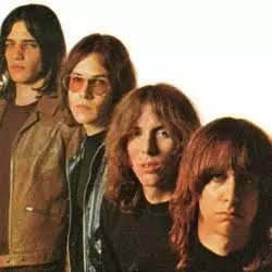 FatOldAnarchist's tweet photo. #TheStooges - The Stooges, 1969 #masterpiece #IggyPop #fullalbum
https://t.co/FAM3IvSB9y https://t.co/1lvqoaeVT4